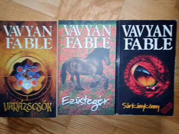 (3 db) Vavyan Fable regny: Varzscsk / Ezstegr / Srknyknny