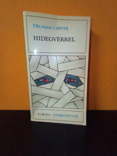 Hidegv�rrel (Eur�pa - Zsebk�nyvek)