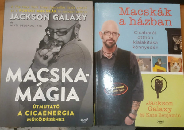 2 db Jackon Galaxy, a macskasuttog�: Macskam�gia (�tmutat� a cicaenergia m�k�d�s�hez) + Macsk�k a h�zban (Cicabar�t otthon kialak�t�sa k�nnyed�n)