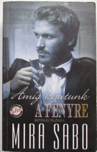 Amg kijutunk a fnyre