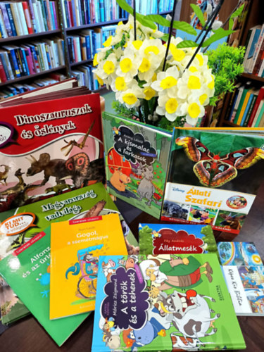 Móricz Zsigmond, Fáy András, Sepsi László, Bartók Imre, Keszthelyi Ferenc Arany László - Gyerekkönyv csomag 9 darabos KÖNYVMENTŐ AJÁNLAT: Dinoszauruszok és őslények, Magyarország vadvilága, A kismalac és a farkasok és más mesék, A török és a tehenek, Állatmesék, Állati szafari 80., Gogol, a szemétmágus, Alfonz és az