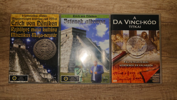 Erich von D�niken - 3 DVD azoknak, akik szeretik a t�rt�nelem nagy tal�nyait: Rejt�lyes maja kult�ra - Misztikus maja napt�r, Istenek alkonya, A Da Vinci-k�d titkai
