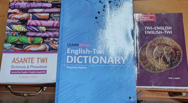 Asante Twi: Dictionary & Pharsebook + LearnAkan: English-Twi Dictionary + Twi-English - English-Twi (Hippocrene Concise Dictionary (3 ktet)