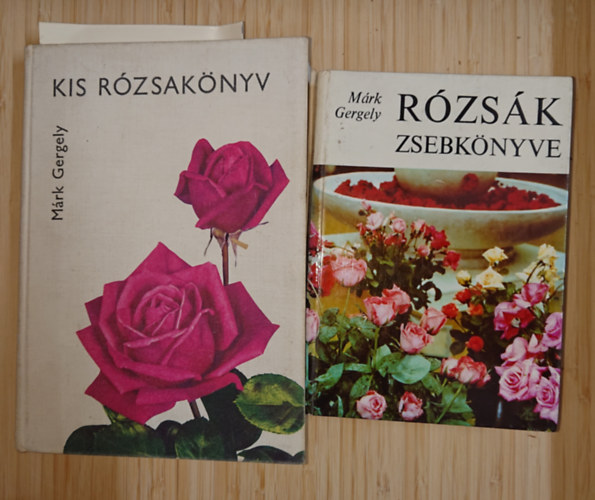 2 k�nyv a r�zs�kr�l: R�zs�k zsebk�nyve, Kis r�zsak�nyv