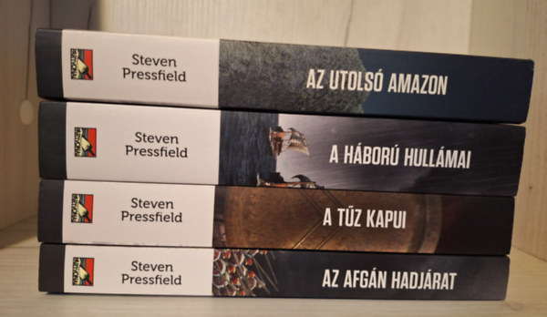 Az afgn hadjrat + A tz kapui + A hbor hullmai + Az utols amazon (4 ktet egytt).