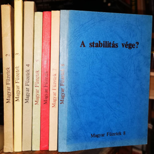 7 db Magyar Fzetek 2-8
