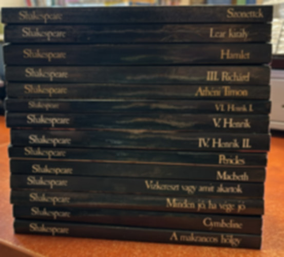 14 db William Shakespeare knyvcsomag