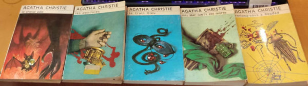 5 db Agatha Christie, francia nyelv: le cheval ple + les pendules + le train bleu + mrs Mac Ginty est morte + rendez-vous  Bagdad (Club des Masques)