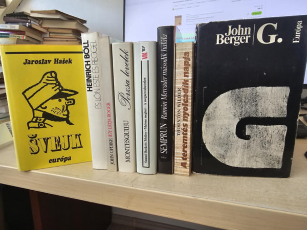 8db vilgirodalmi regny, KNYVMENT AJNLAT: Svejk+ s ln este s reggel+ gy ltja Roger+ Perzsa levelek+ Molloy-Malone meghal-A megnevezhetetlen+ Ramn Mercader msodik halla+ A teremts nyolcadik napja+ G.
