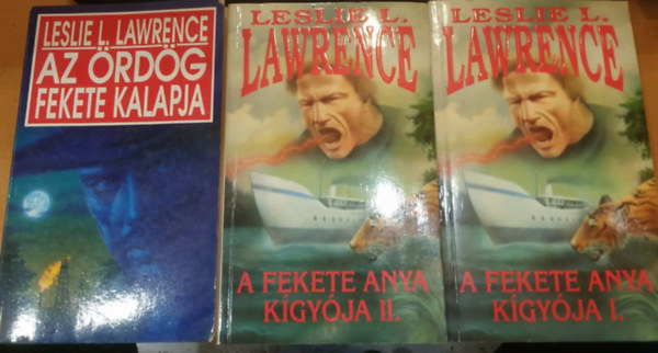 L�rincz L. L�szl�  (Leslie L. Lawrence) - Az �rd�g fekete kalapja + A fekete anya k�gy�ja I-II. (A fekete kalap teljes sorozat 3 k�tetben)