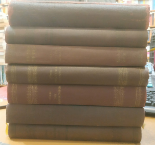 7 db J�kai M�r: A mi lengyel�nk; Szeg�ny gazdagok; Politikai divatok; Egy magyar n�bob; A r�gi j� t�blab�r�k; Az el�tkozott csal�d/A bar�tfalvi l�vita; Fekete gy�m�ntok