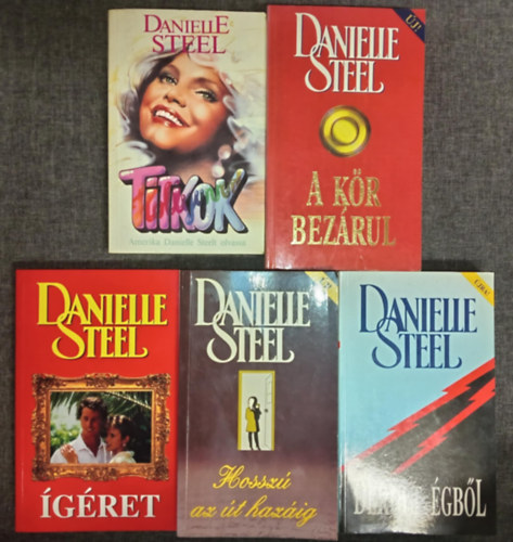 (5db) Danielle Steel romantikus knyvcsomag: Derlt gbl / Hossz az t hazig / gret / A kr bezrul / Titkok