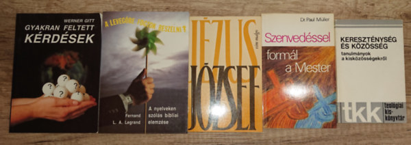 5 knyv a keresztny vallsrl: Keresztnysg s kzssg (tanulmnyok kiskzssgekrl), Szenvedssel forml a Mester, Jzsef - Izrel utols fia, Gyakran feltett krdsek, A levegbe fogtok beszlni? - A nyelveken szls b