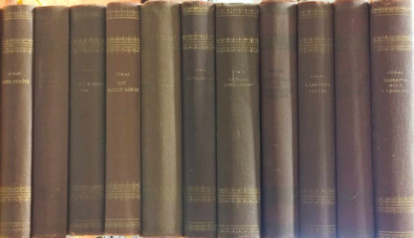 11 db a Sz�pirodalmi K�nyvkiad� J�kai M�r v�logatott m�vei sorozatb�l