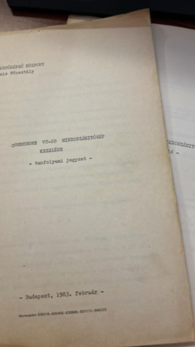 Commodore VC-20 mikrosz�m�t�g�p kezel�se -tanfolyami jegyzet- �sszefoglal�-BASIC p�ldat�r