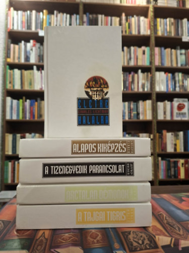 5 db k�tet a Vil�gsikerek sorozatb�l, K�NYVMENT� AJ�NLAT: �letre-hal�lra, Alapos kik�pz�s, A tizenegyedik paracsolat, Arctalan d�monok, A tajgai tigris