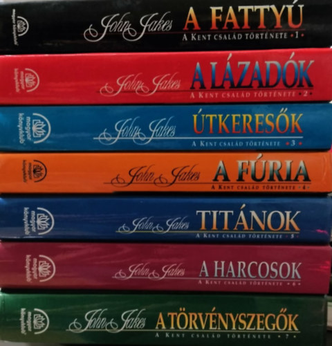 A kent csal�d t�rt�nete I-VII (M�sodik k�tet hi�nyzik