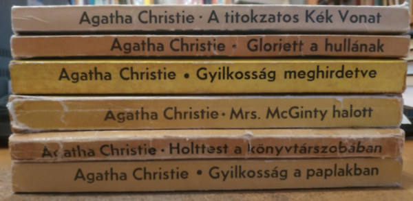 6 db Agatha Christie: A titokzatos Kk Vonat; Gloriett a hullnak; Gyilkossg meghirdetve; Mrs. McGinty halott; Holttest a knyvtrszobban; Gyilkossg a paplakban