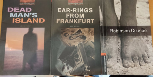 3 db Oxford Bookworms Stage 2: Dead Man's Island + Ear-Rings from Frankfurt + Robinson Crusoe