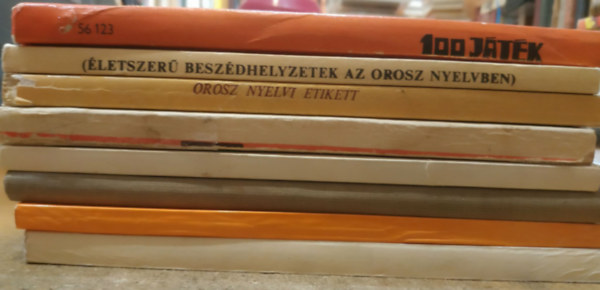 8 db Orosz nyelv: Levelezz�nk orosz nyelven; 100 j�t�k az orosz nyelv oktat�s�hoz; Besz�lgess�nk oroszul!; Orosz nyelv p�rbesz�dekben; Orosz t�rsalg�s (K�z�pfok); Orosz nyelvi etikett; Orosz-szlov�k jegyzetekkel ell�tott olvas�s gyako