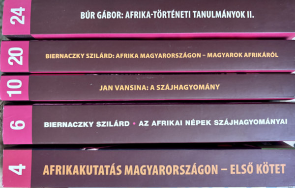 5 db Afrikakutat�s Magyarorsz�gon k�nyv: 4, 6, 10, 20, 24