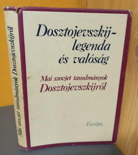 Mai szovjet tanulm�nyok Dosztojevszkijr�l