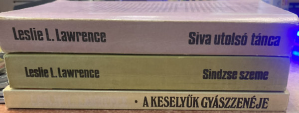 3 db Leslie L. Lawrence