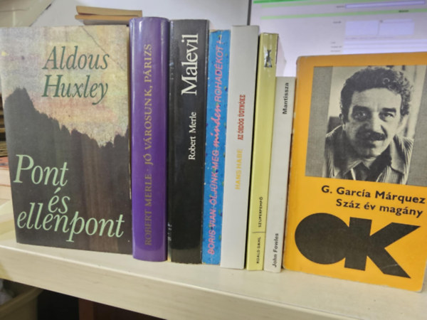 8db regny, KNYVMENT AJNLAT: Pont s ellenpont+ J vrosunk, Prizs+ Malevil+ ljnk meg minden rohadkot+ Az rdg gynke+ Szuperpemp+ Mantissza+ Szz v magny (kopottas!)