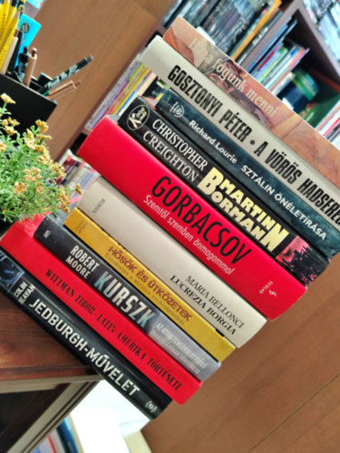 KNYVMENT AJNLAT, 10 DB. Vilgtrtnelem. Haza fogunk menni+ A Vrs Hadsereg+ Sztlin nletrsa+ Martin Borman+ Gorbacsov+ Lucrezia Borgia+ Hsk s tkzetek+ Kurszk+ Latin-Amerika trtnete+ Jedburgh-mvelet