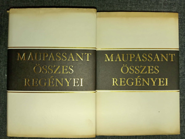 Guy de Maupassant �sszes reg�nyei k�t k�tetben (Egy asszony �lete / A sz�pfi� / Mont-Oriol / P�ter �s J�nos / Er�s mint a hal�l / Az ember sz�ve)