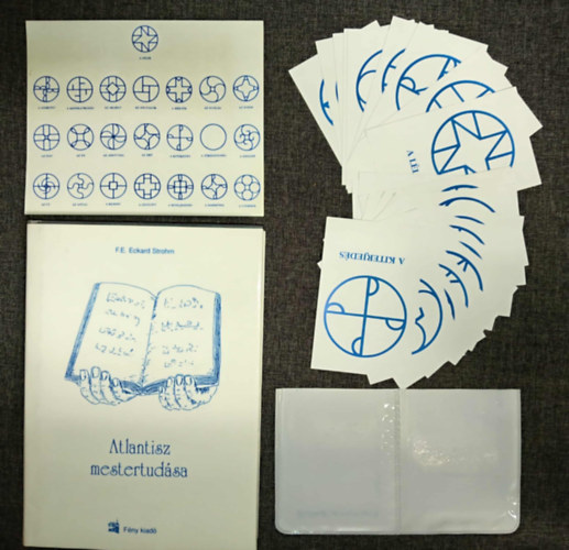 Atlantisz mestertudsa  (Fekete-fehr fotkkal illusztrlva. A knyv mellklete 1 v matrica s 22 db krtya manyag tokban.) teljes kiads