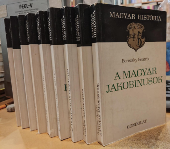 9 db Magyar Histria: A magyar Jakobinusok; A magyar llamalapts; Az Aranybullk vszzada; Az Erdlyi fejedelemsg szletse; Szchenyi s Kossuth vitja; Hitvitk tzben; Matthias Rex; Forradalomrl forradalomra; A rmaiak Mag
