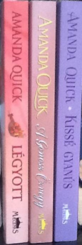 3 db Amanda Quick knyv: Lgyott + A gonosz zvegy + Kiss gyans