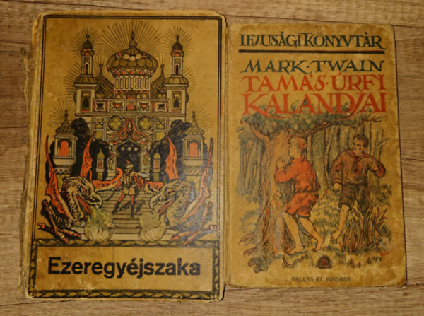 2 klasszikus gyerekk�nyv az 1900-as �vek elej�r�l: Tam�s �rfi kalandjai, Ezeregy�jszaka