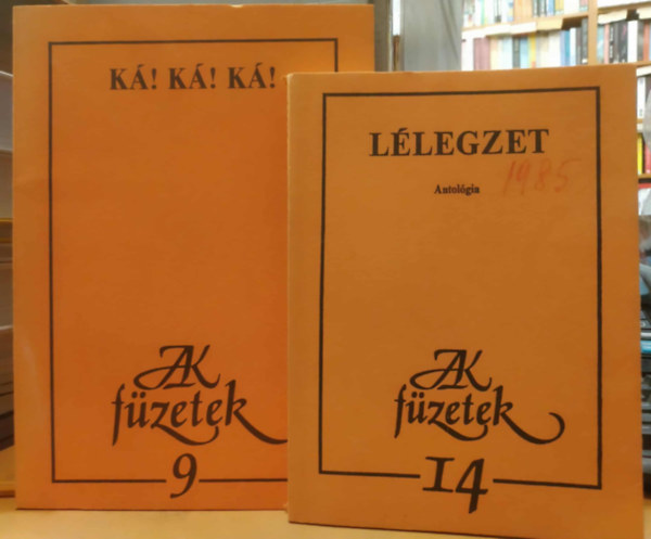 2 db Jak-f�zetek: 9.: K�! K�! K�! (A F�l�sp�ld�ny gy�jt�se) + 14.: L�legzet (Antol�gia)