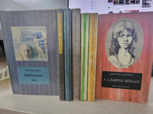 7db Cskos knyv, KNYVMENT AJNLAT: Szllovasok+ A kis Fadette+ Hrmunknak kevs a hely+ Hrom boltoskisasszony+ Mintha nvrek lennnk+ Tallkozsok napja+ A lmps hlgy