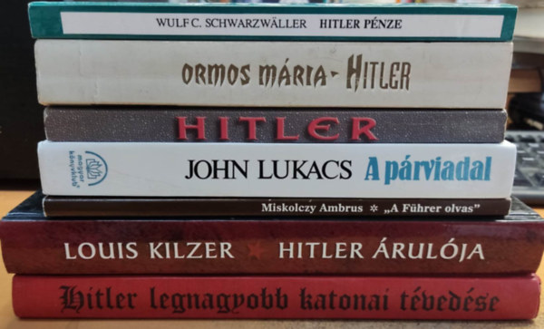 7 db II. Vilghbor, Hitler ktet (cmek a termklersban, sajt fot)