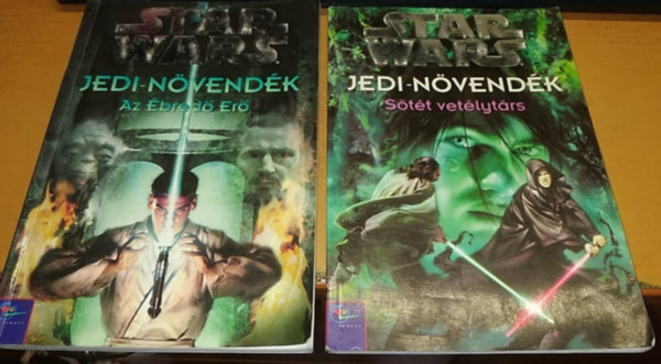 Star Wars: Jedi-nvendk: Az bred Er + Stt vetlytrs (2 ktet)