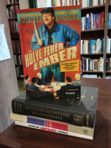 Tnyirodalom knyvcsomag 4 darabos KNYVMENT AJNLAT: Hlye fehr ember, Dr. Nyershs - Lepoljam?, Mirt pont n? A depresszi szortsban, Isten majd megbocsjt: az a mestersge