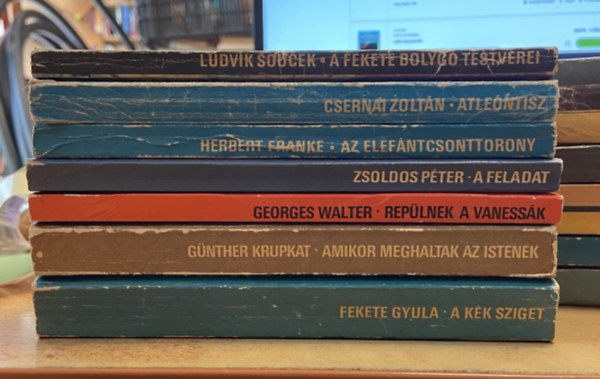 7 db kozmosz fantasztikus k�nyv vegyesen