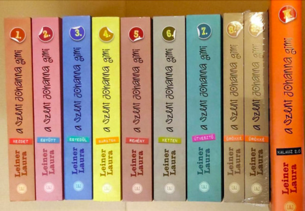 A Szent Johanna gimi sorozat 1-8. ( 9 ktetben)
