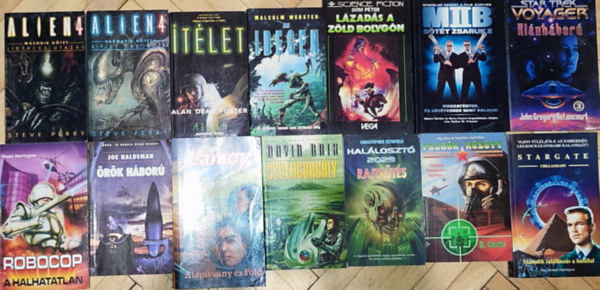 14db sci-fi regny - Steve Perry-Alien 4-Lidrces utazs; Ripley hborja; Alan Dean Foster-tlet; Malcolm Webster-Az Idegen; Dm Pter-Lzads a zld bolygn; Esther M. Friesner-MB II.Stt zsaruk; stb. (a tbbi r s m a le