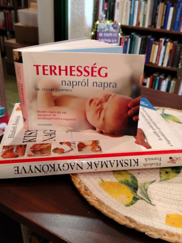 K�NYVCSOMAG, 2 DB. BABA-MAMA - Terhess�g napr�l napra, Kismam�k nagyk�nyve