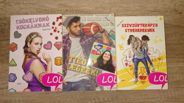 3 remek ifj�s��gi reg�ny kamaszl�nyoknak: Ti�d leszek!, Sz�vz�rter�pia str�bereknek, Cs�kelvon� kock�knak