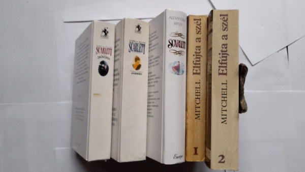 Elfjta a szl I-II. + Scarlett +  Scarlett gyermekei +  Scarlett rkben (4 m)