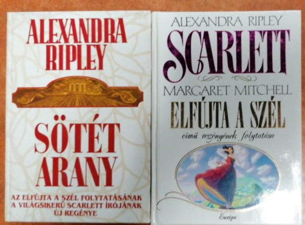 2 db knyv: Scarlett + Stt arany