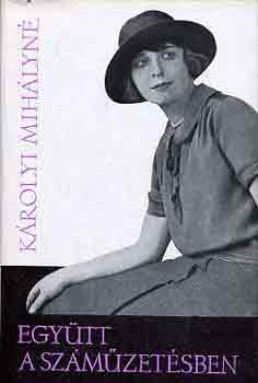 Egy�tt a sz�m�zet�sben