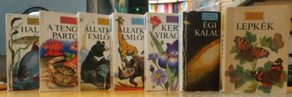 7 db Frksz knyvek: A tengerparton; llatkerti emlsk I-II.; gi kalauz; Halak; Kerti virgok; Lepkk