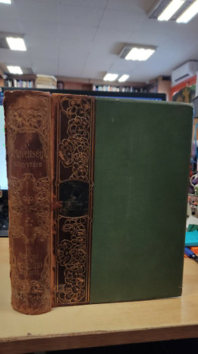 A m�velts�g k�nyvt�ra: A magyar irodalom t�rt�nete