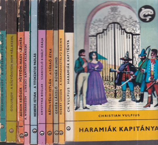 10 db. Delfin k�nyvek (Harami�k kapit�nya + A harmadoszt�ly� dzsinn + B�v�r Kund + A f�ra� �tka + Szaniszl� kir�ly �r�ja + A titokzatos padl�s + Link�ci kapit�ny kalandjai + P�tt�m-Nagy K�zm�r + A k�gy�isten nem v�laszol + A s